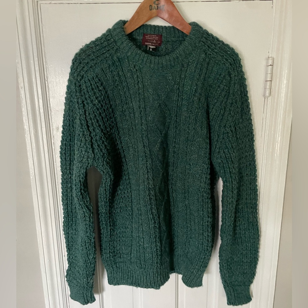 Macys Men's Large Vintage Dark Green Cable Knit Sweater Used B10